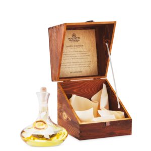 Mazzetti Grappa Riserva Barolo Decanter 70cl (Gift Box)