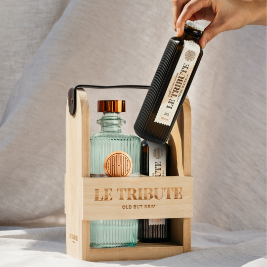 GIN-2 Gin Le Tribute Wooden Pack con 2 Toniche Idea Regalo - enoteca san lorenzo riccione